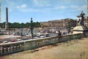 FR - Terasse jardin des Tuilleries - Paris__AIE