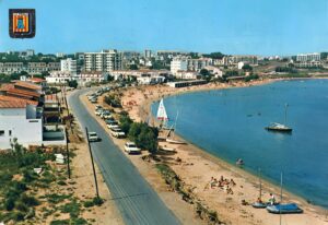 ES - Passeig del Petit Príncep - La Escala__AIE