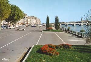 FR - Quai Lamartine - Macon__AIE
