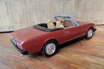 IXO - Altaya Peugeot Serie 4 No2 02